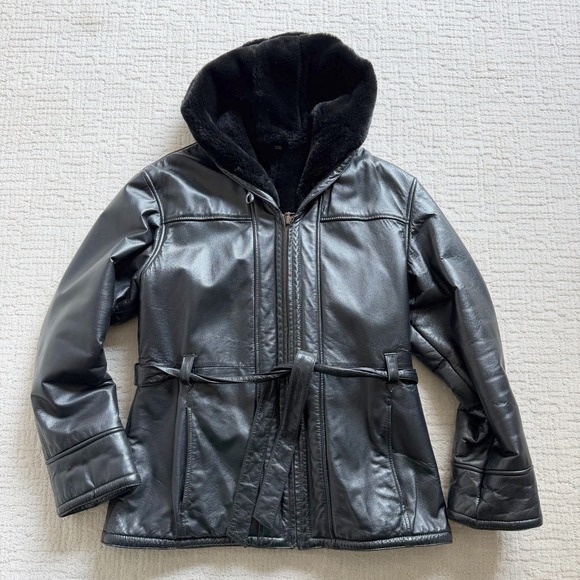 Wilsons Leather Jackets & Blazers - Wilsons Leather Hooded Jacket Womens Large Black Faux Fur Lined Belted Coat